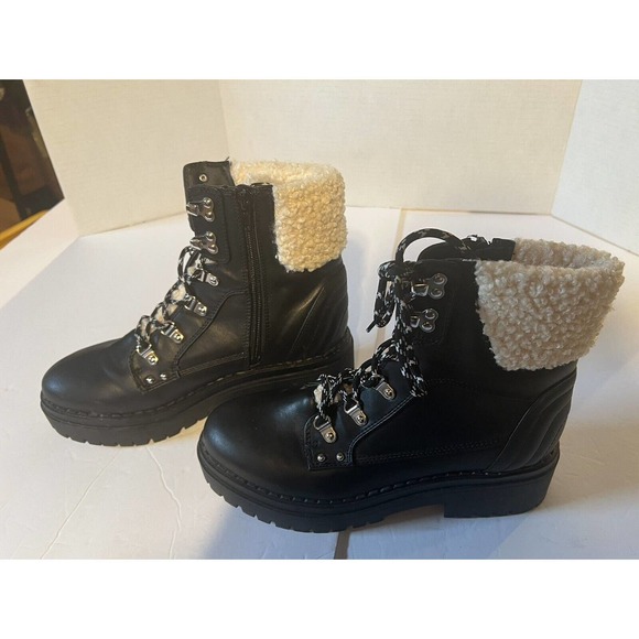 Women’s GBG size‎ 8.5 fleece lined boots zipper and ties - Picture 2 of 5